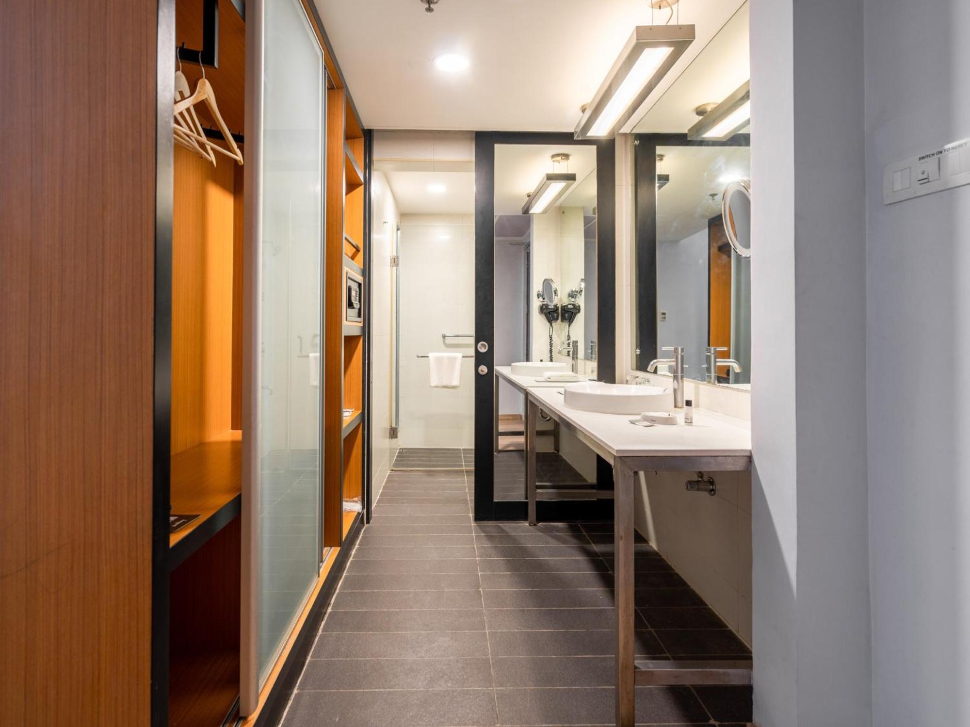 Sunday Hotel Chandigarh Zirakpur Экстерьер фото